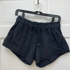 Lululemon Shorts Size 8